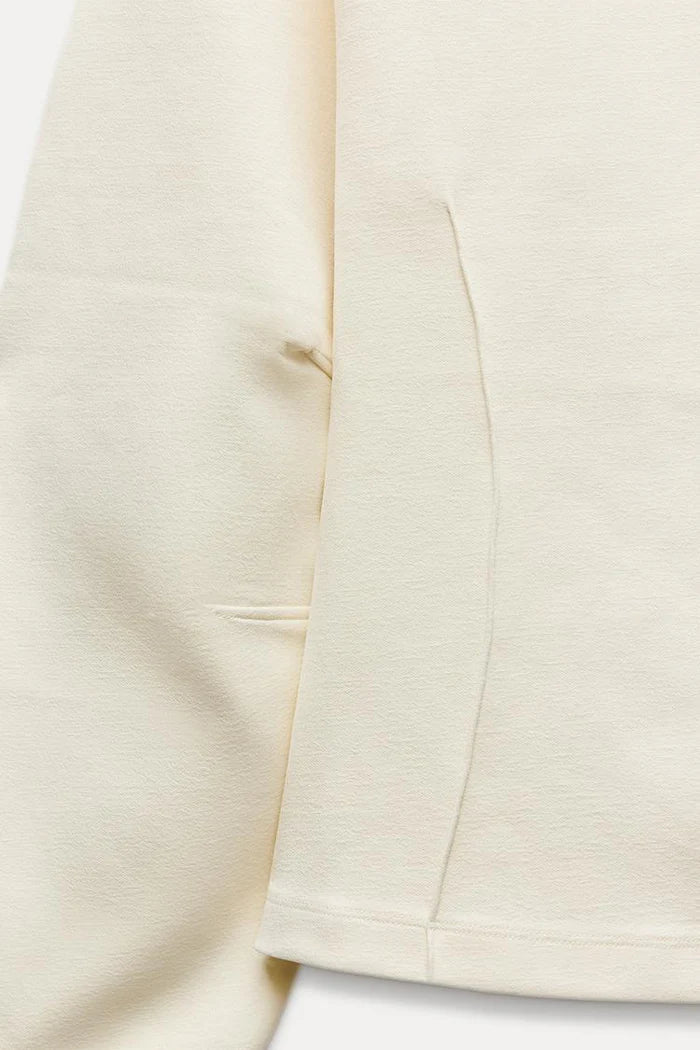 TAILORED INTERLICK TOP