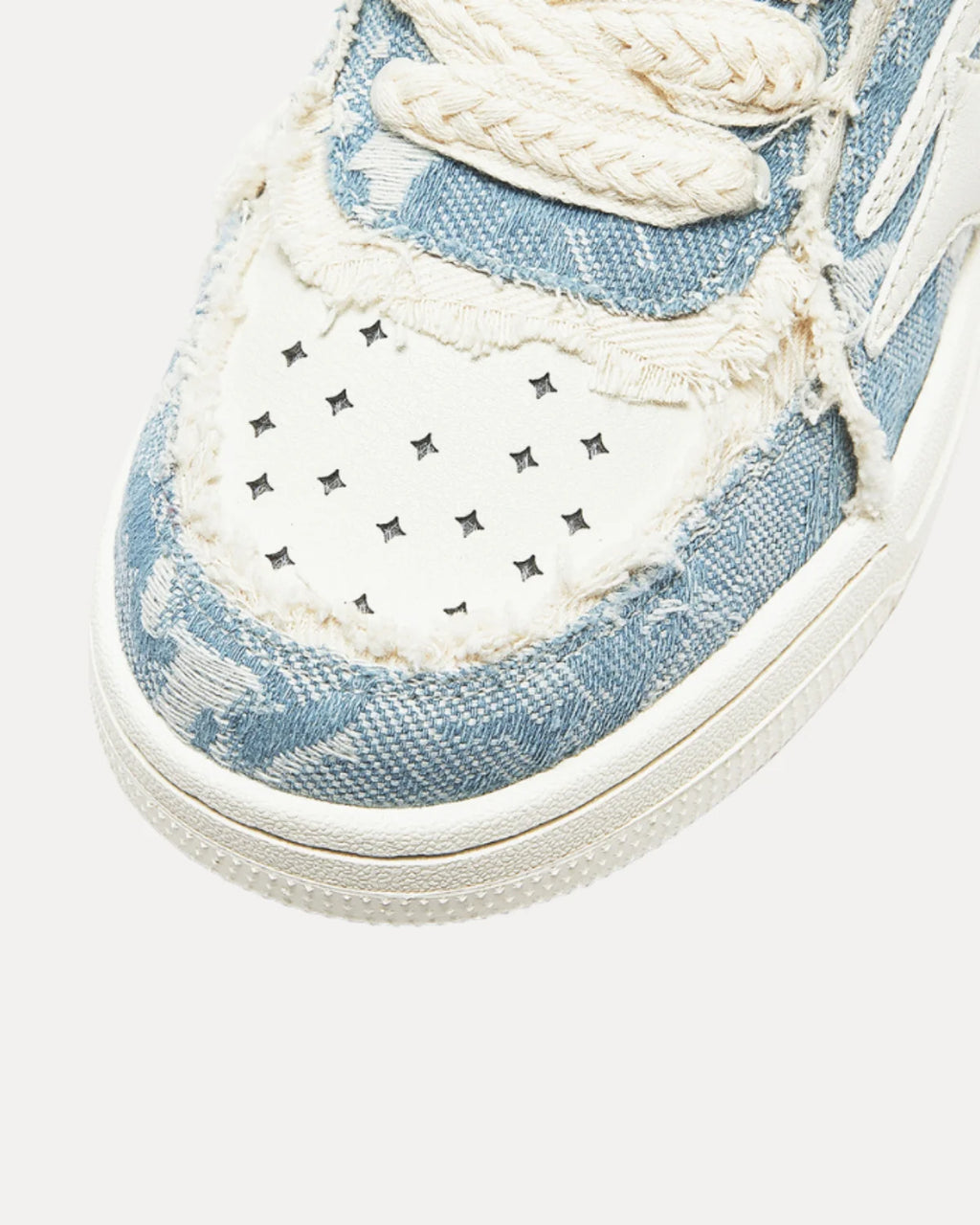 DENIM PATCH LOW SNEAKER